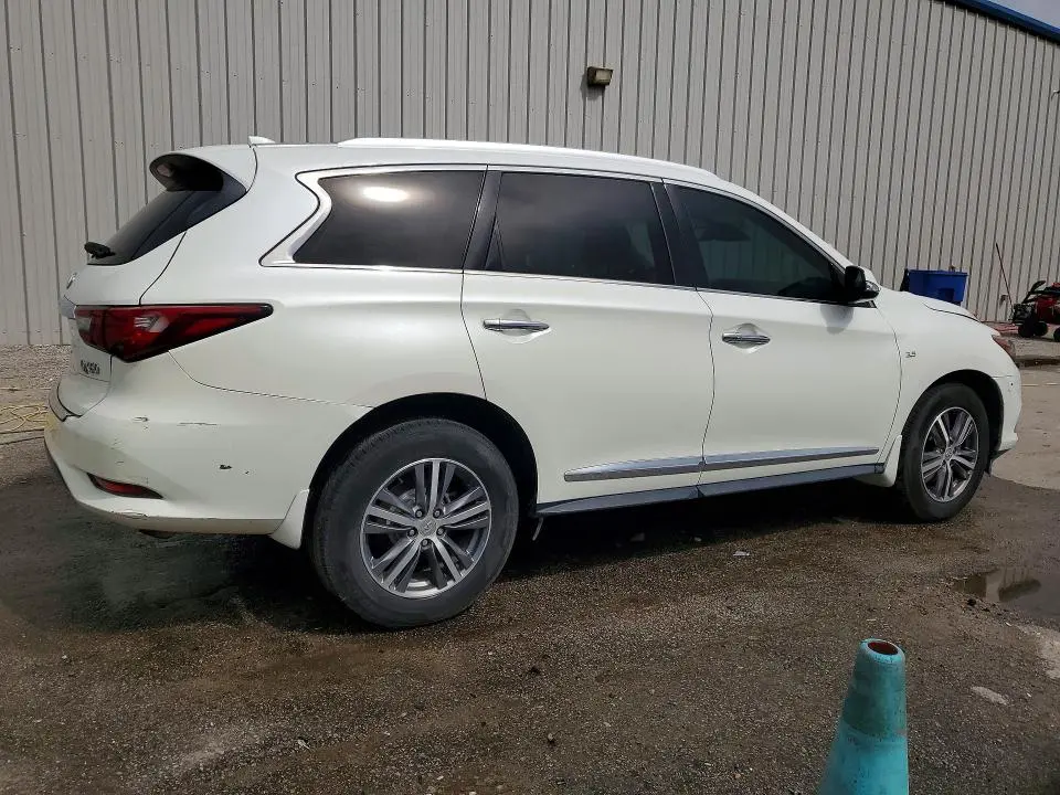 2020 INFINITI QX60 LUXE  