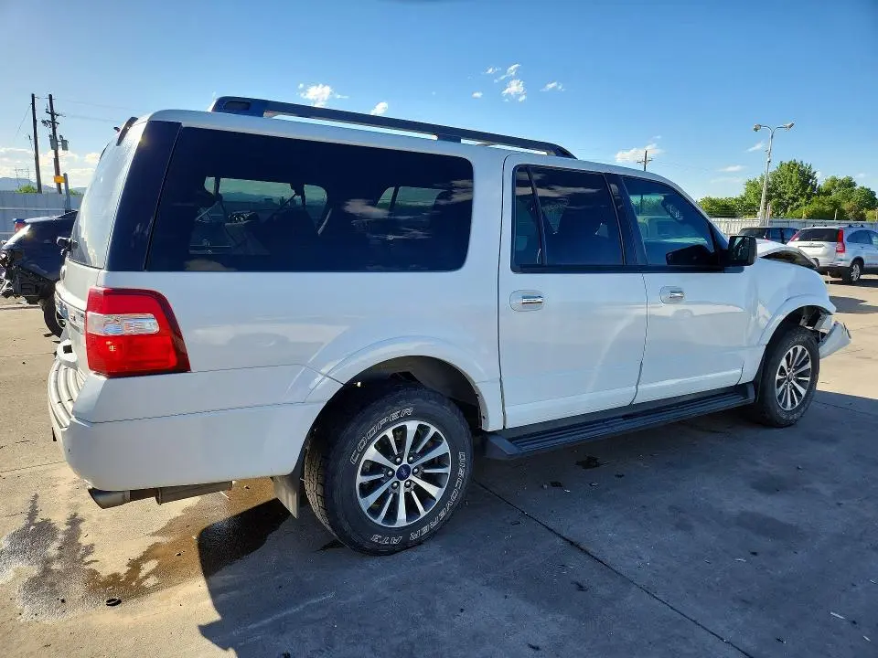 2016 FORD EXPEDITION EL XLT  