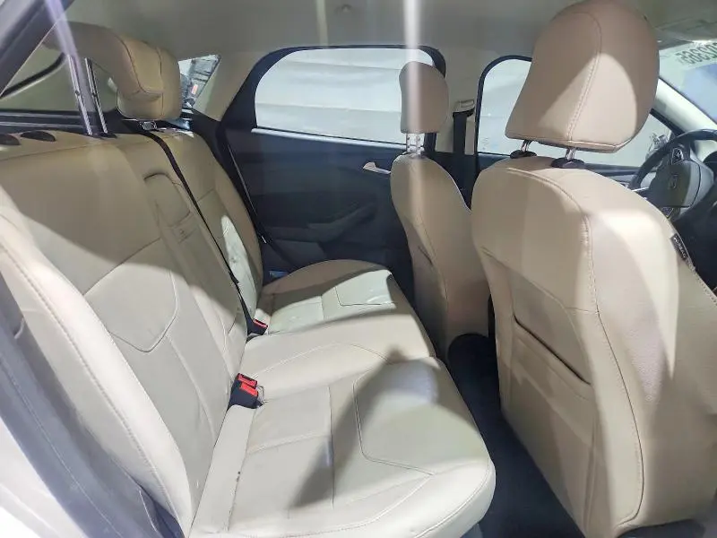 2016 FORD FOCUS TITANIUM  