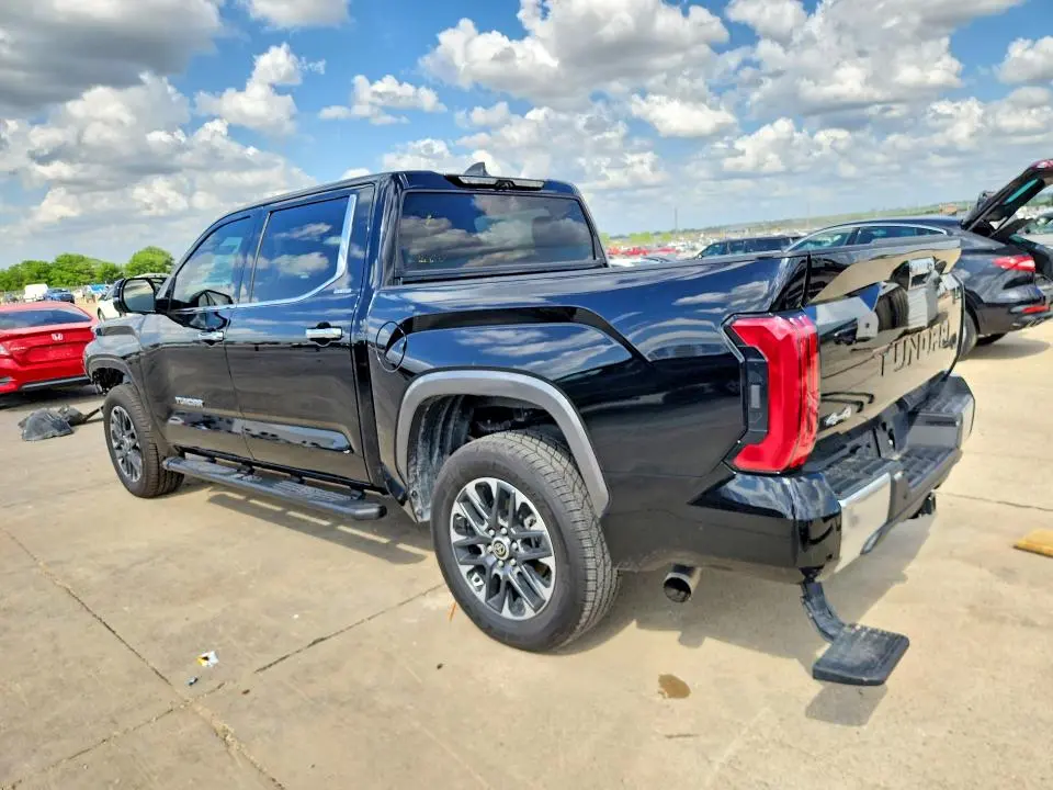 2024 TOYOTA TUNDRA CREWMAX LIMITED  