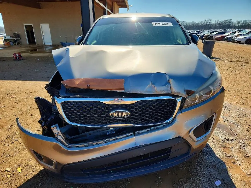 2016 KIA SORENTO LX  