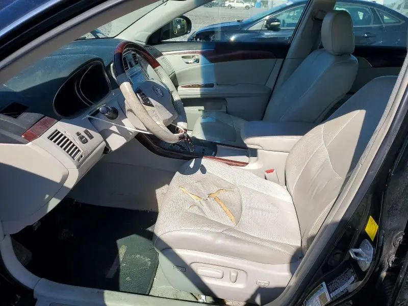 2011 TOYOTA AVALON LIMITED  