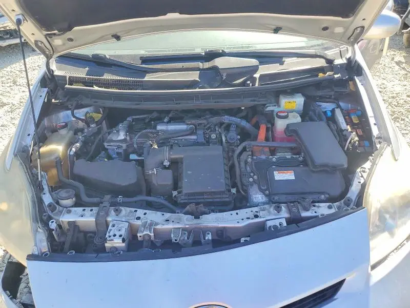2015 TOYOTA PRIUS TWO  