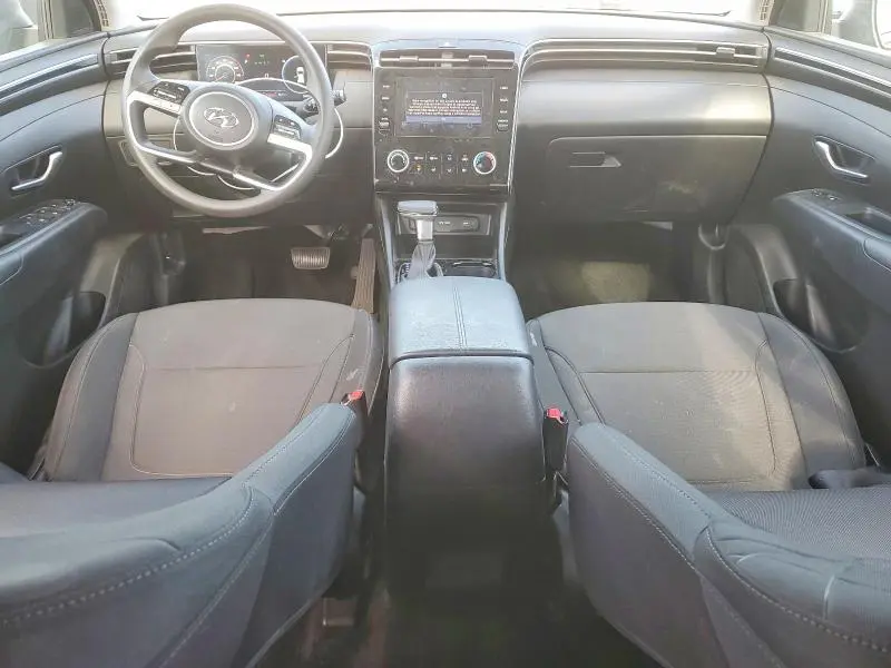 2024 HYUNDAI TUCSON SE  