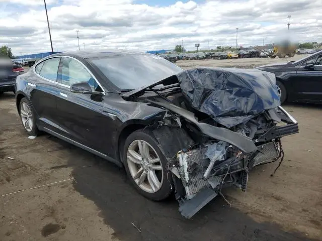 2015 TESLA MODEL S 85  