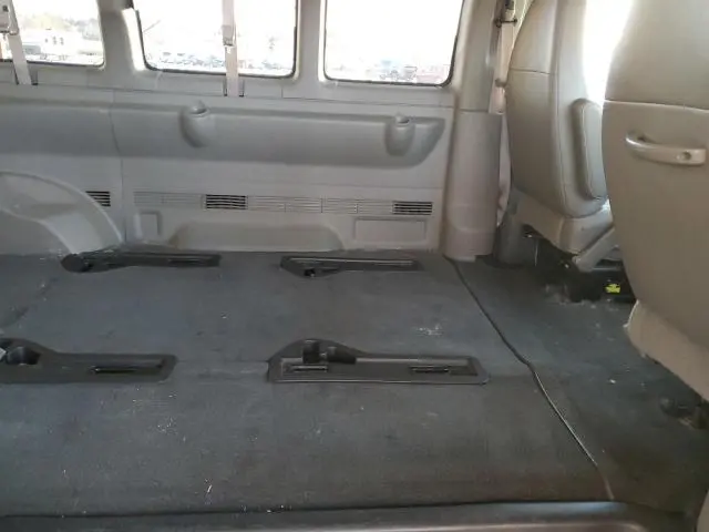 2012 GMC SAVANA G2500 LT  