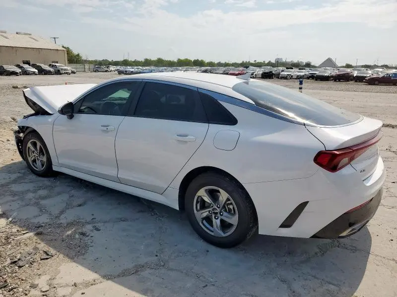 2022 KIA K5 LXS  