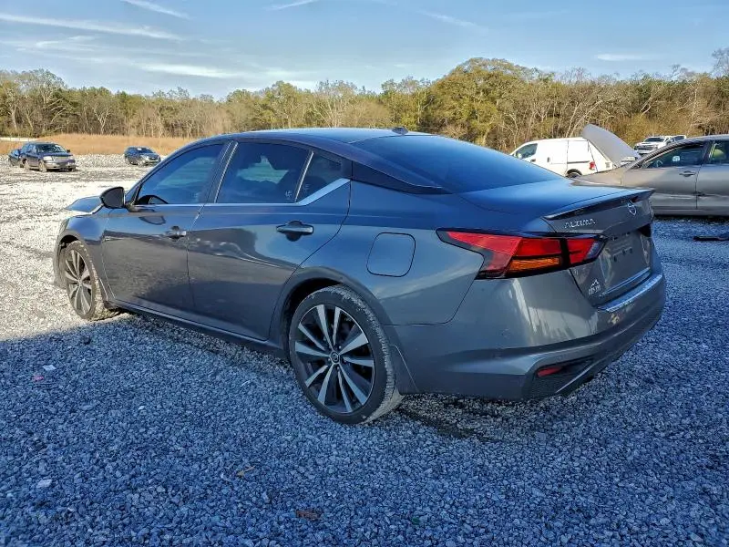 2021 NISSAN ALTIMA SR  