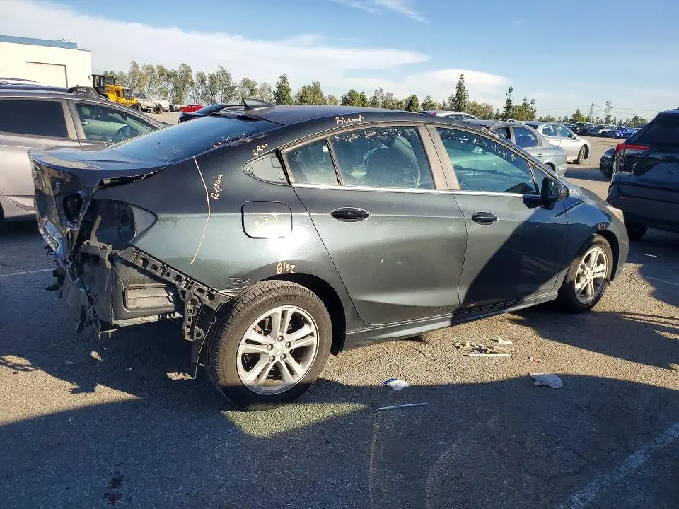 2018 CHEVROLET CRUZE LT  