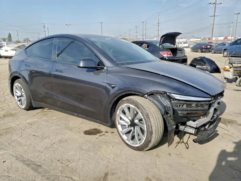 2026 TESLA MODEL Y   