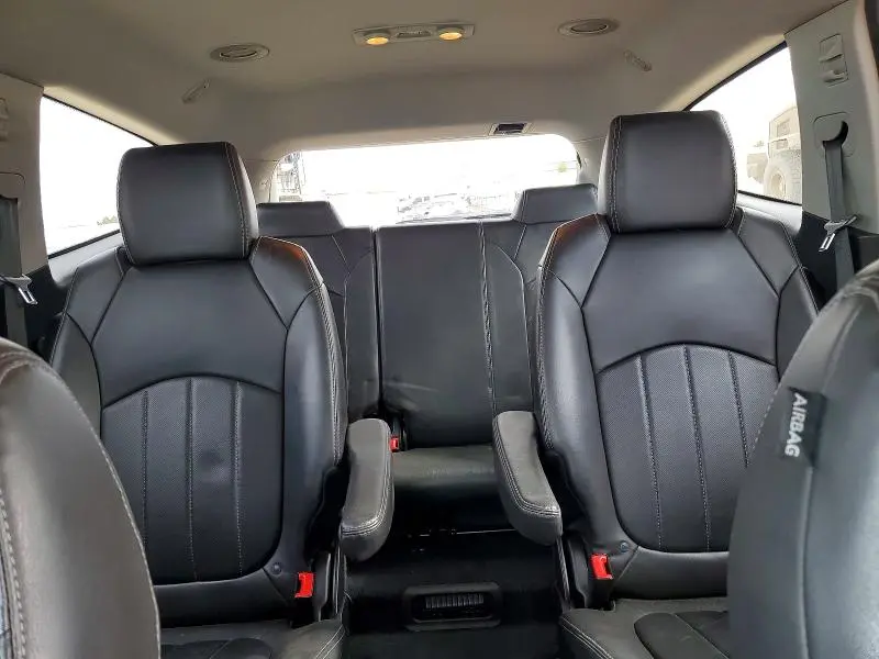 2016 CHEVROLET TRAVERSE LTZ  