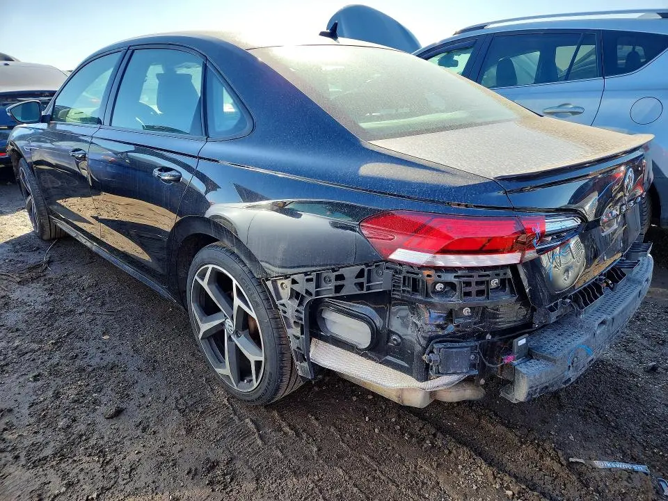 2021 VOLKSWAGEN PASSAT R-LINE  