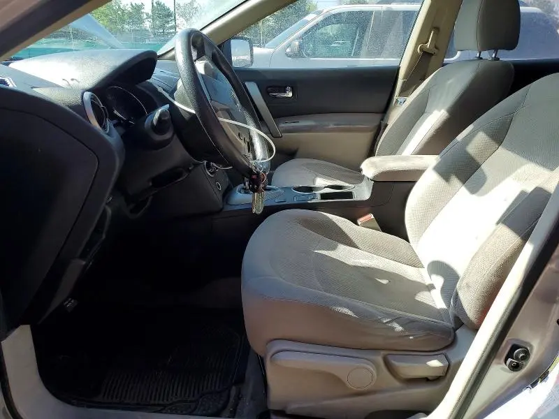 2012 NISSAN ROGUE S  