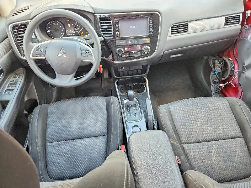 2018 MITSUBISHI OUTLANDER ES  
