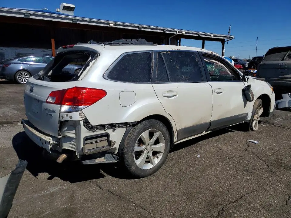 2014 SUBARU OUTBACK 3.6R LIMITED  