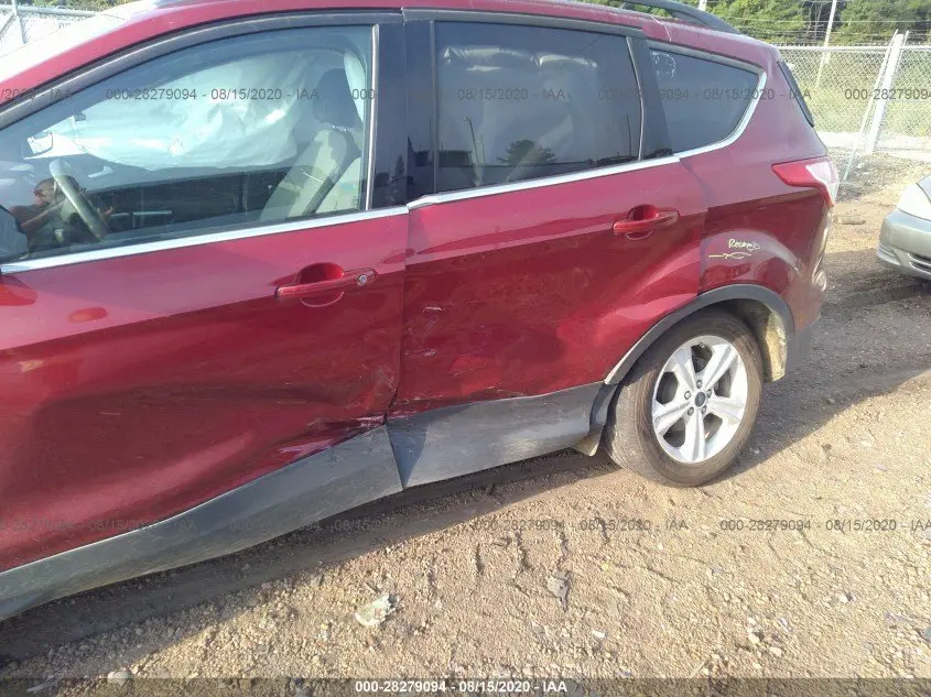 2015 FORD ESCAPE SE