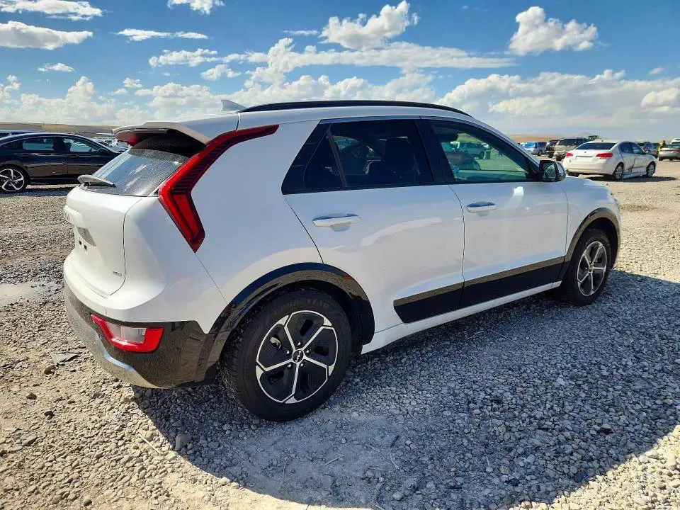 2023 KIA NIRO   