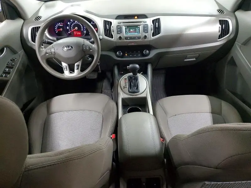 2016 KIA SPORTAGE LX  
