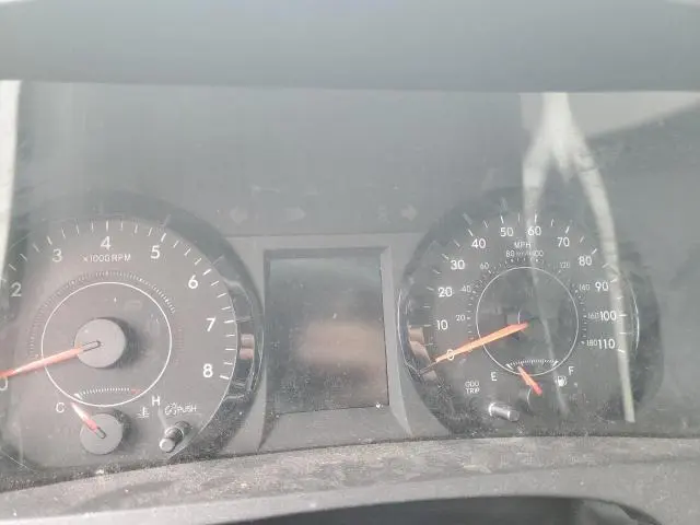 2015 TOYOTA SIENNA LE  