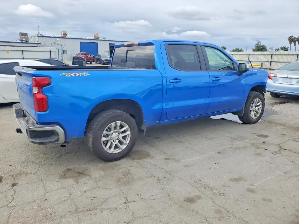 2025 CHEVROLET SILVERADO K1500 LT  