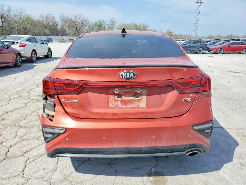2019 KIA FORTE EX  