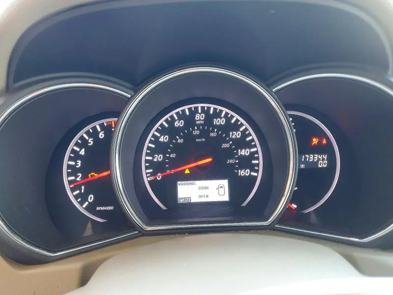 2011 NISSAN MURANO S  