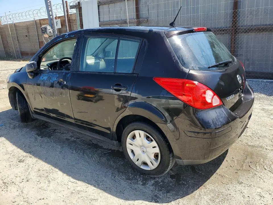 2011 NISSAN VERSA 1.8 S  