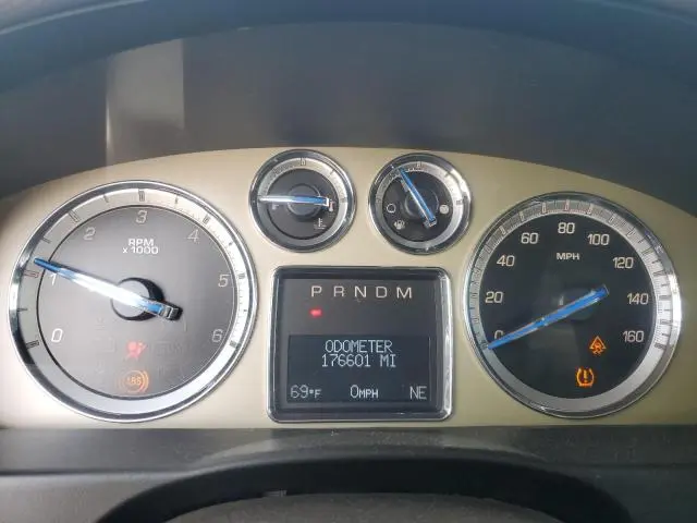 2010 CADILLAC ESCALADE PLATINUM