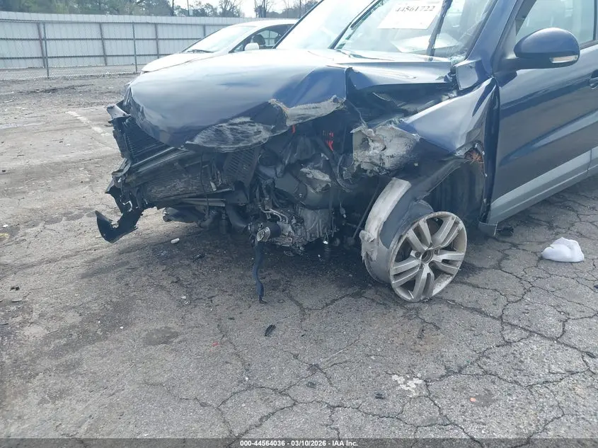 2016 VOLKSWAGEN TIGUAN S