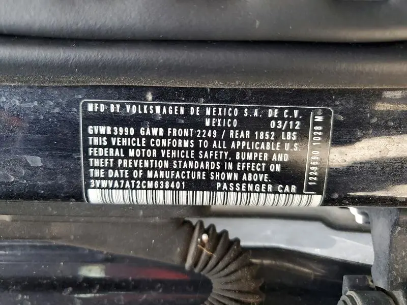 2012 VOLKSWAGEN BEETLE TURBO  