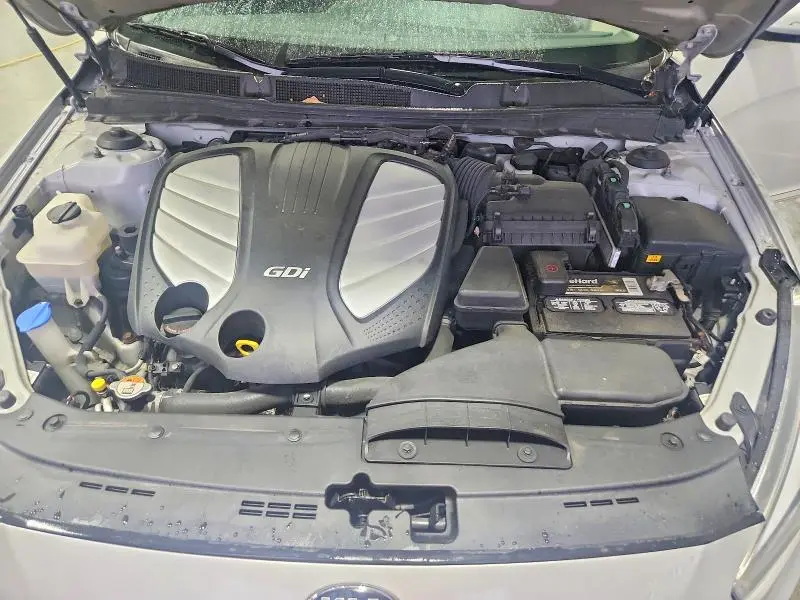 2016 KIA CADENZA LUXURY  