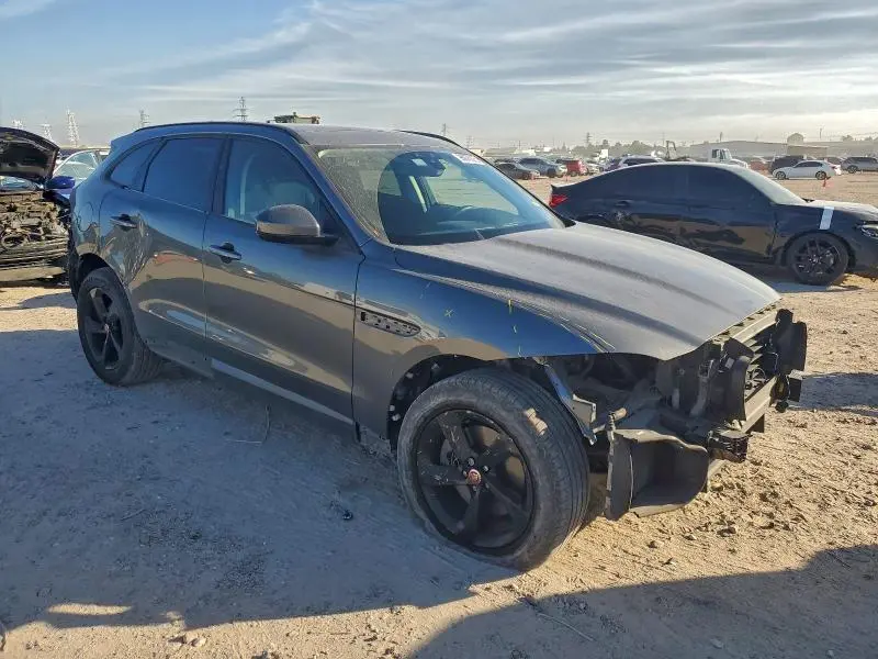 2018 JAGUAR F-PACE PREMIUM  