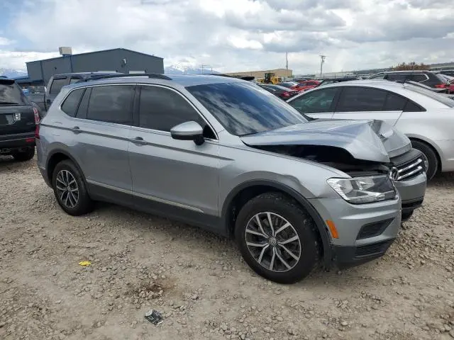 2020 VOLKSWAGEN TIGUAN SE  