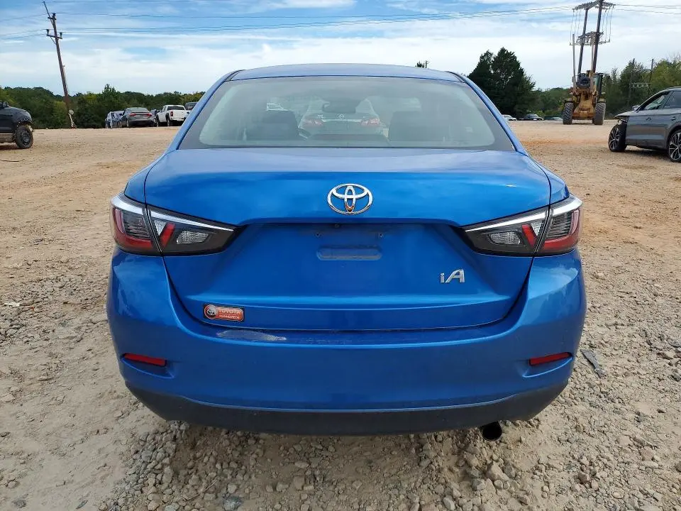 2017 TOYOTA YARIS IA BASE  