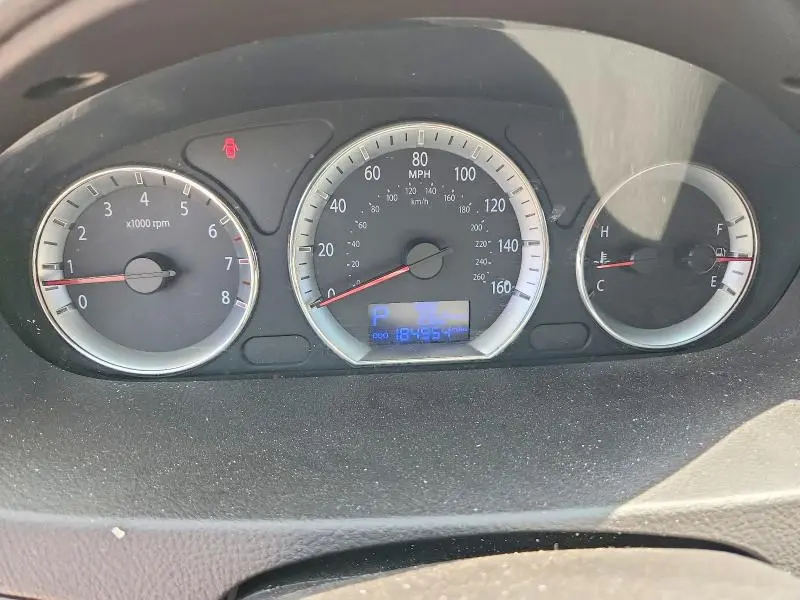 2010 HYUNDAI SONATA GLS  