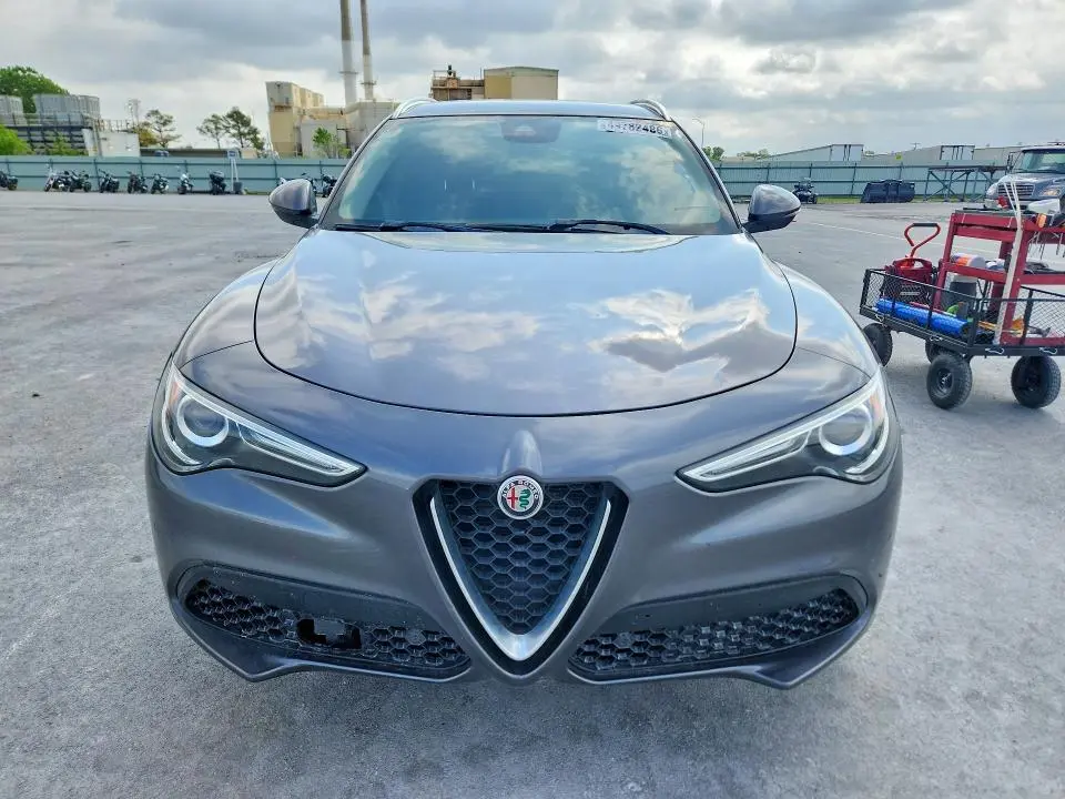 2018 ALFA ROMEO STELVIO TI  
