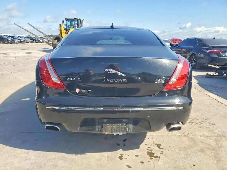 2015 JAGUAR XJL PORTFOLIO  