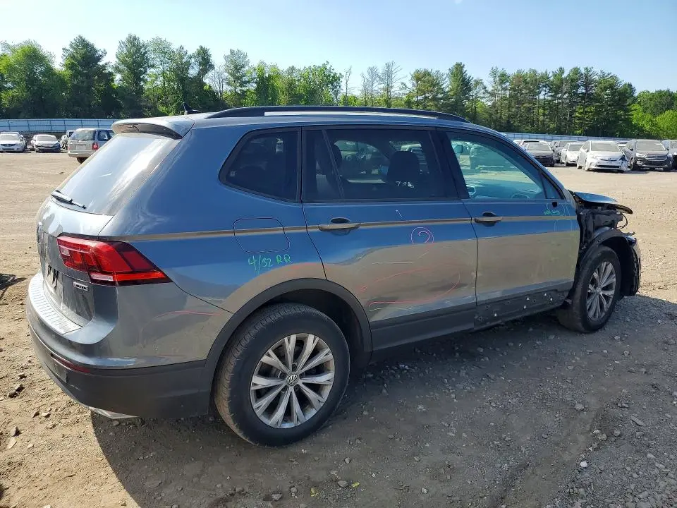 2020 VOLKSWAGEN TIGUAN S  
