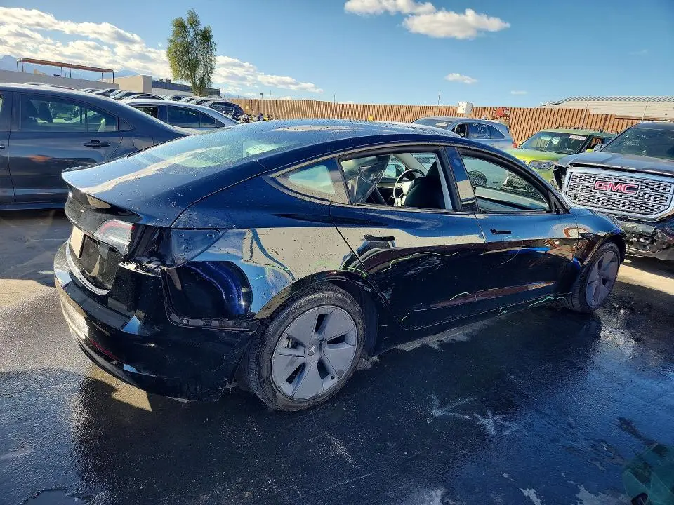 2022 TESLA MODEL 3   