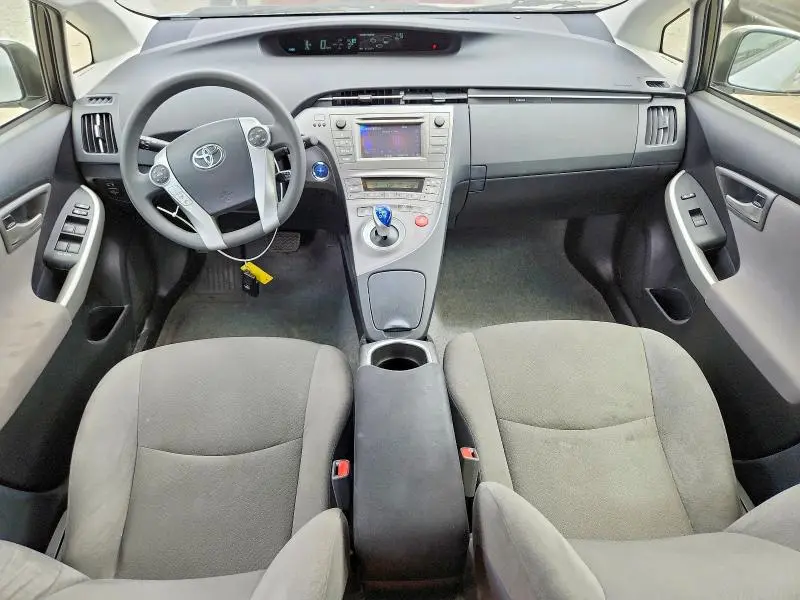 2015 TOYOTA PRIUS TWO  