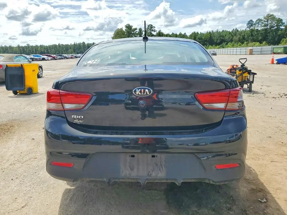 2020 KIA RIO LX  
