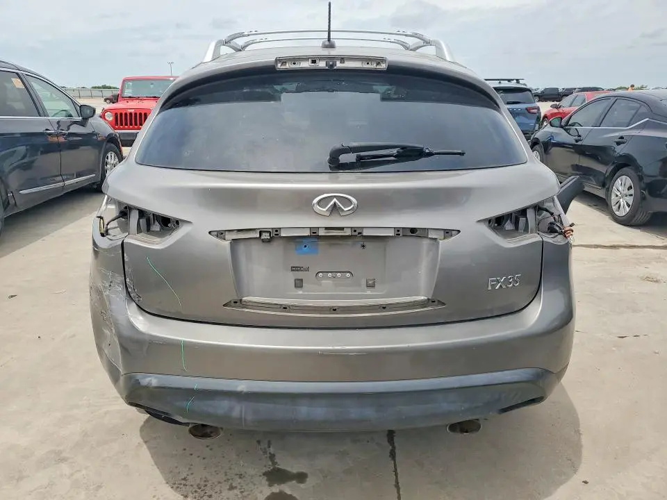 2010 INFINITI FX35 BASE  