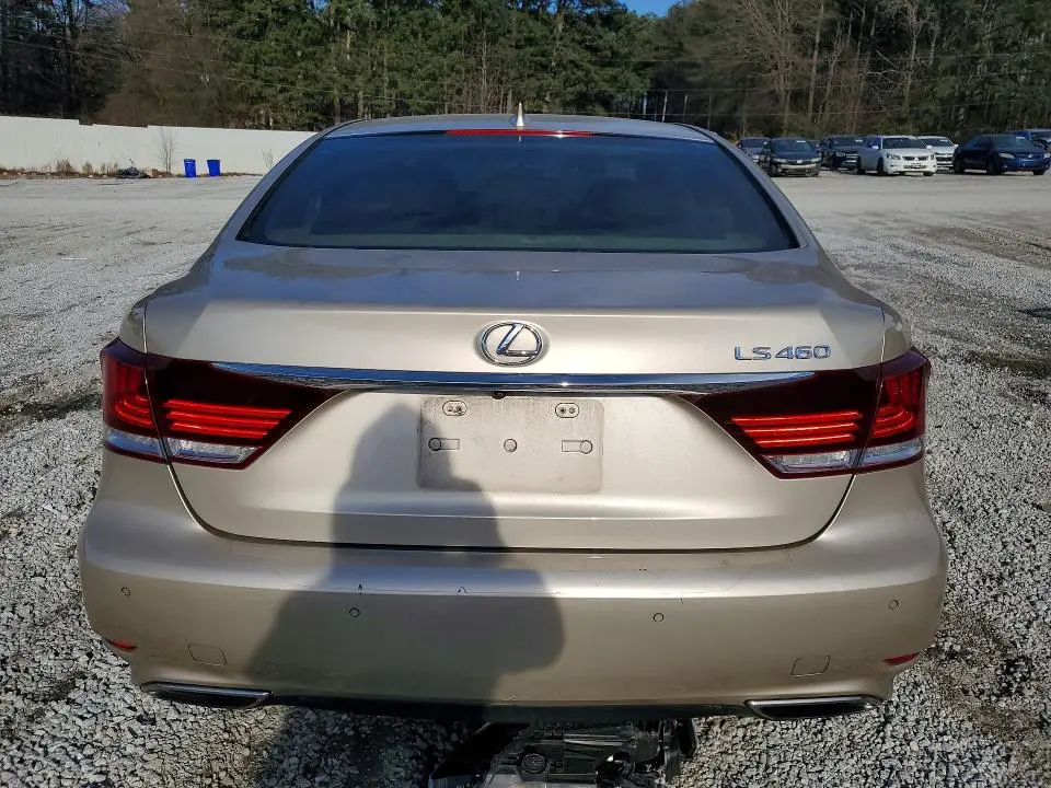 2017 LEXUS LS 460  