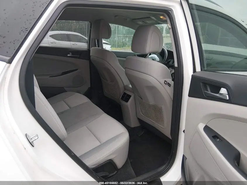 2017 HYUNDAI TUCSON SPORT