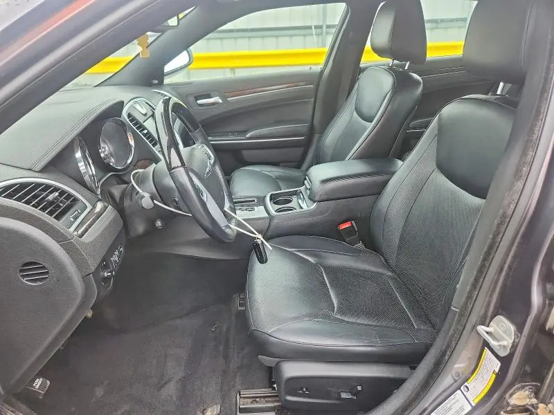 2014 CHRYSLER 300C   