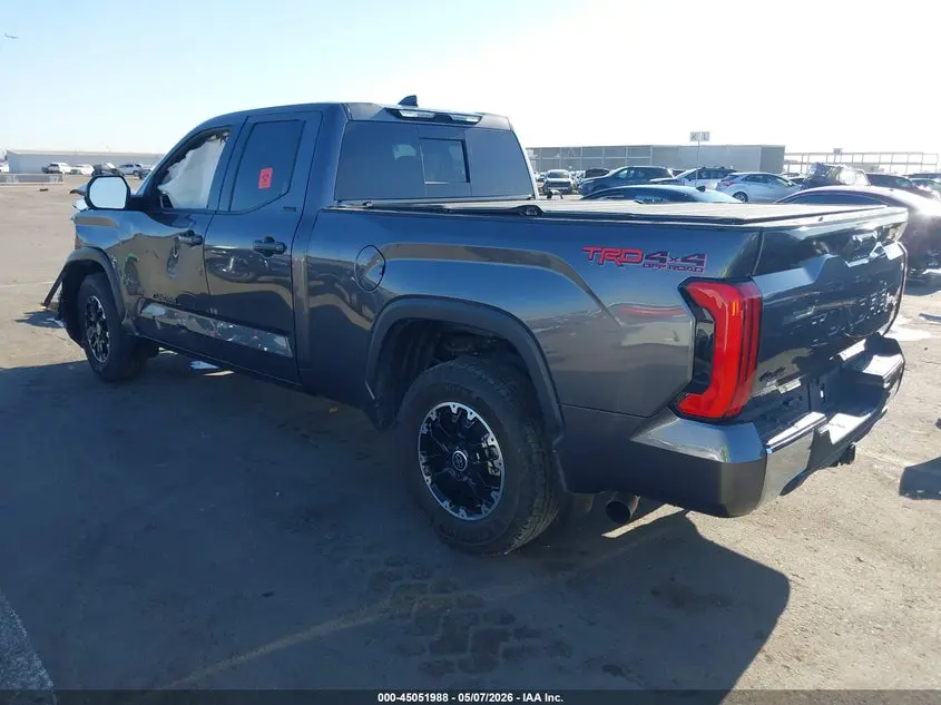 2023 TOYOTA TUNDRA SR5