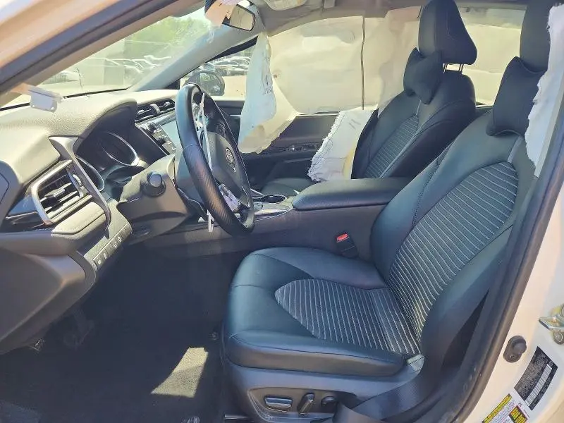 2020 TOYOTA CAMRY SE NIGHTSHADE  