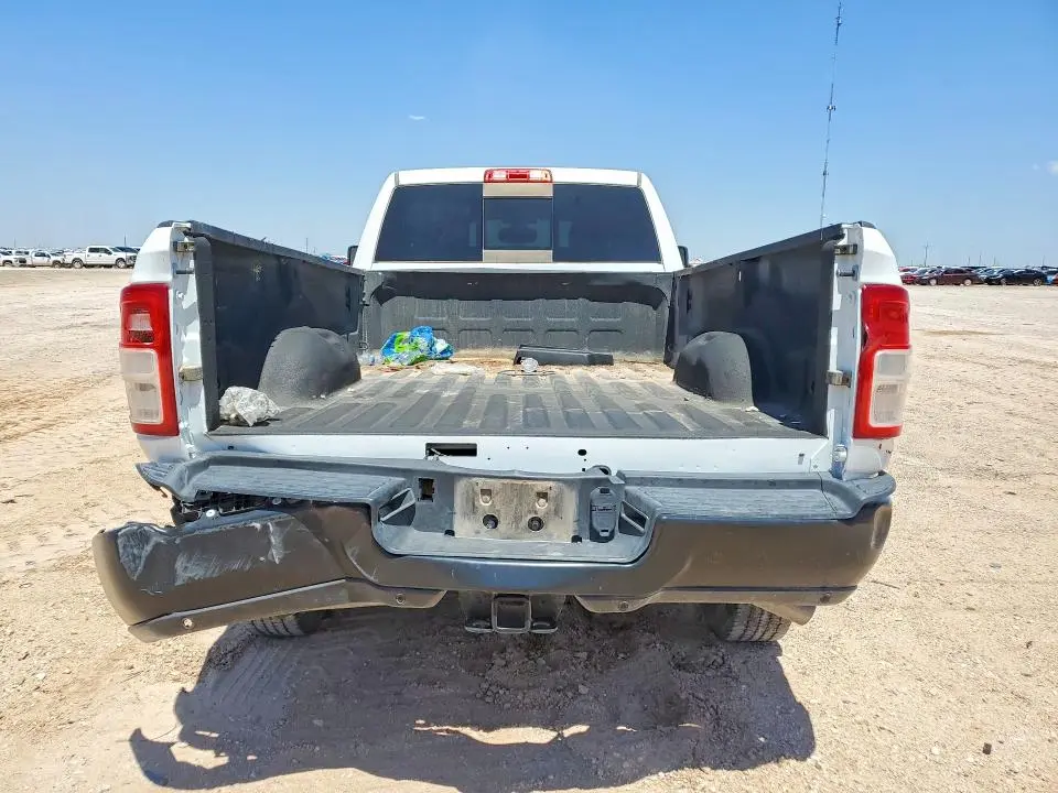 2023 RAM 2500 TRADESMAN  