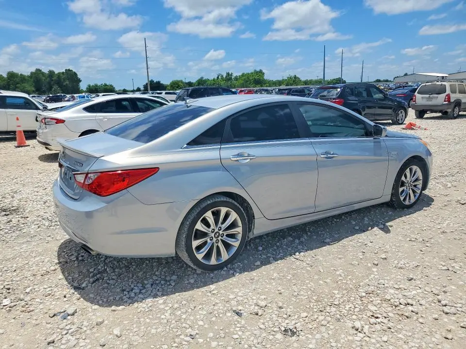 2013 HYUNDAI SONATA SE  