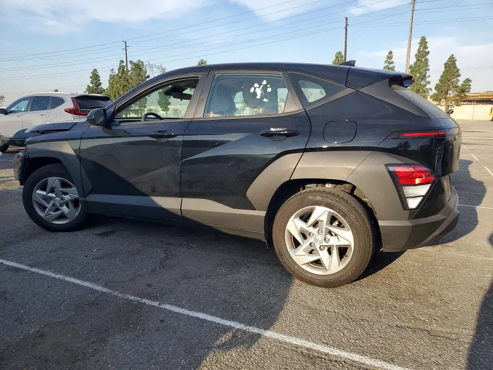 2024 HYUNDAI KONA SE  